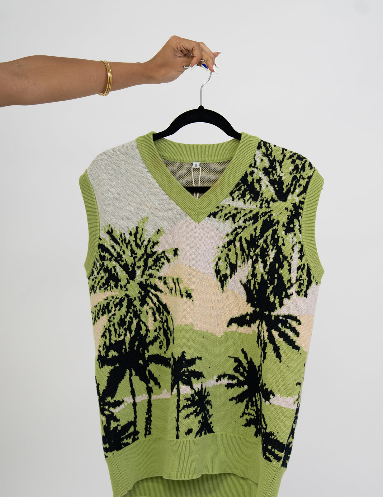palmtreevest.jpg